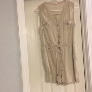 Beige romper